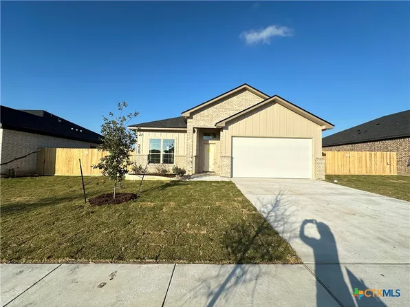 220 Desert Holly Dr, Temple, TX 76502