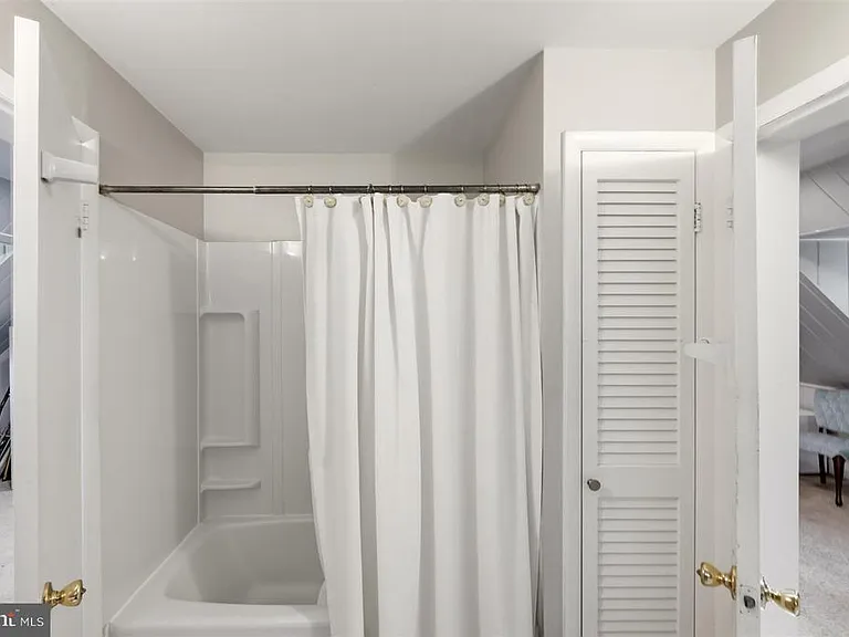 4810 Fox St — Photo 33
