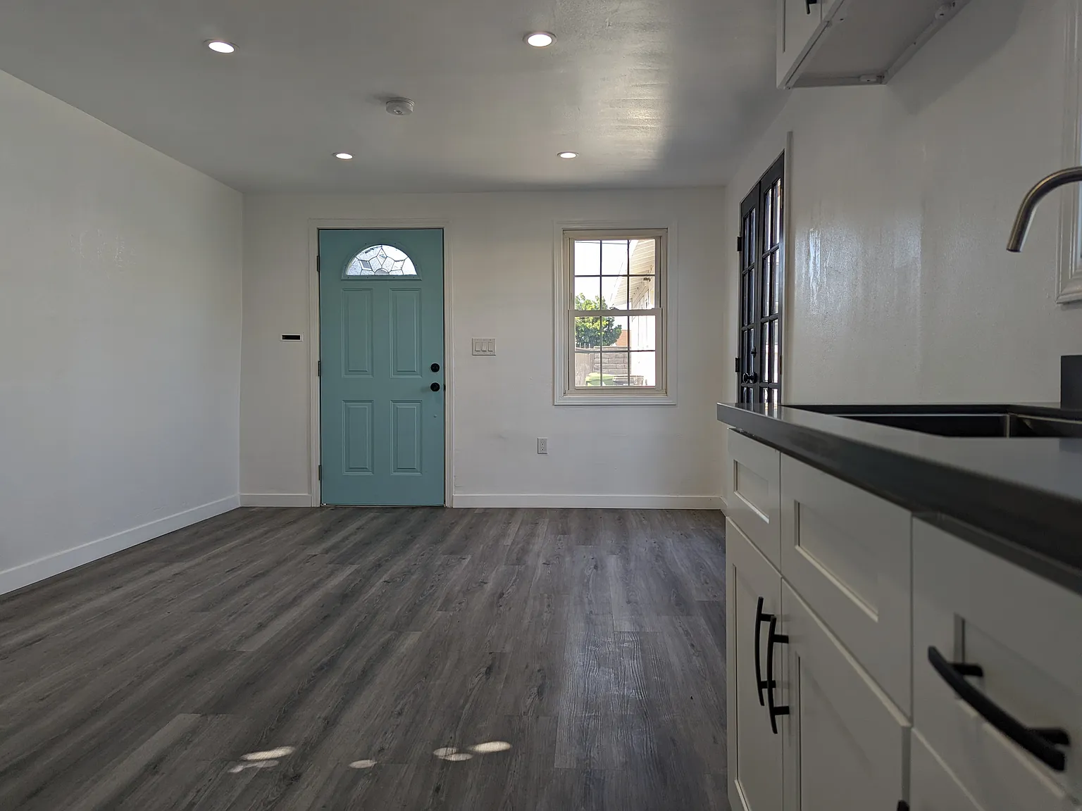 1 bed, 600 sqft, $2,000 — Photo 4
