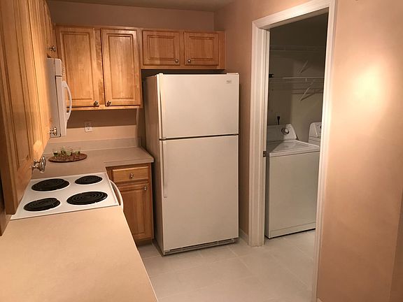 4th image of 4990 Baraldi Cir Unit 102