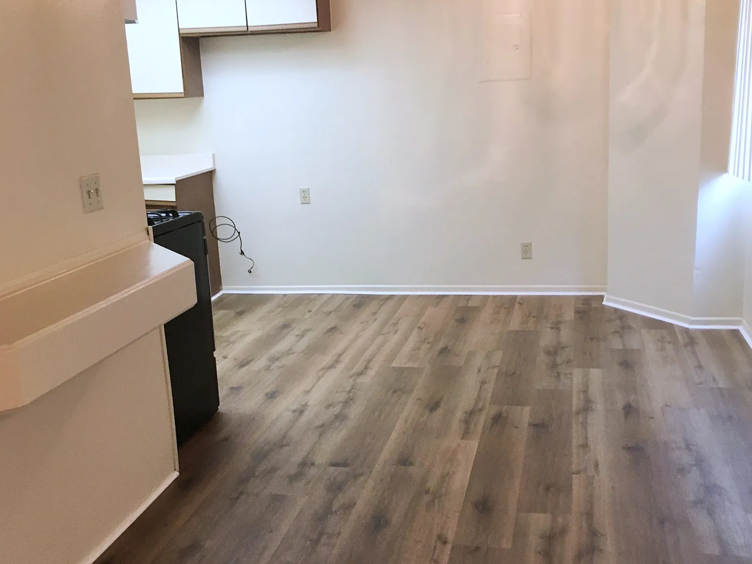 1 bed, 800 sqft, $1,900 — Photo 2
