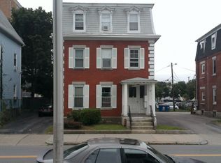 98 Elm St APT 4, Worcester, MA 01609