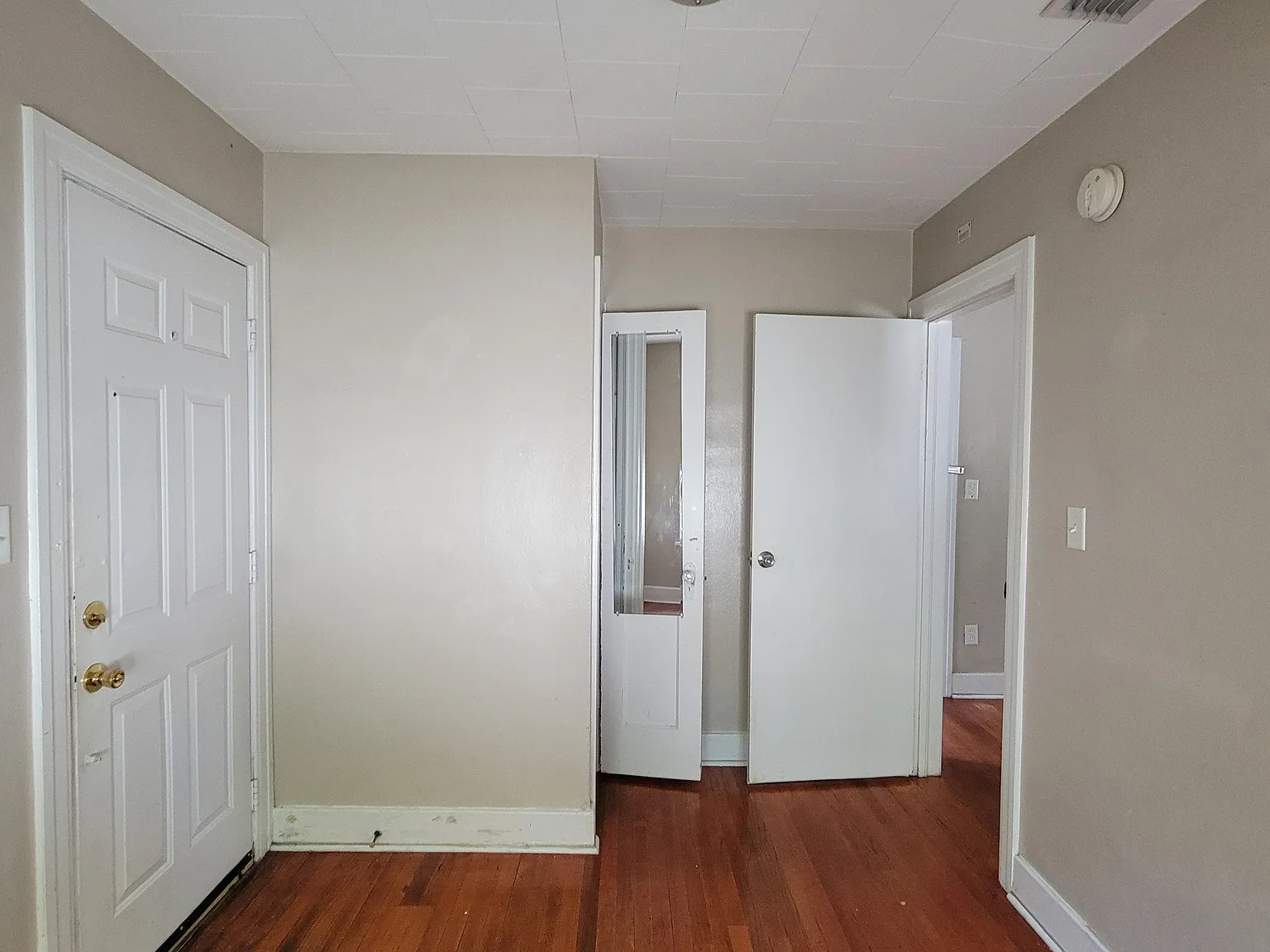 1 bed, 555 sqft, $1,295 — Photo 2