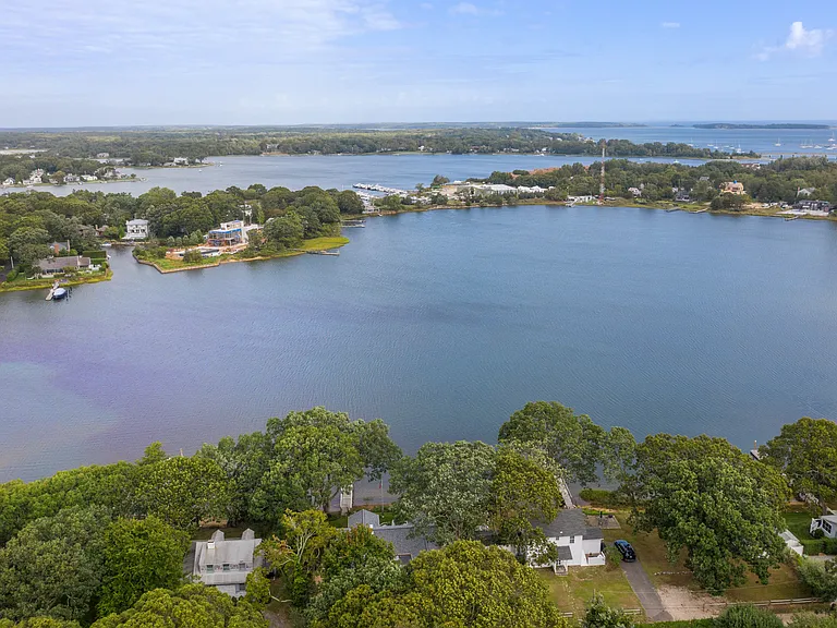 5 Bluff Point Ln — Photo 36
