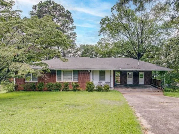 5301 Crystal Ln, College Park, GA 30349