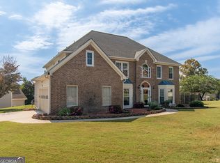 196 Olmstead Ct, Fayetteville, GA
