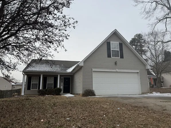 231 Kittiwake Ln, Boiling Springs, SC 29316