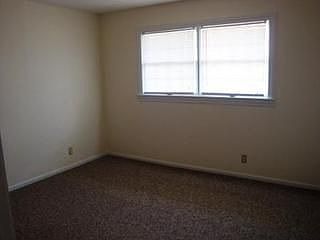 2nd image of 1611 E Ebenezer Ln