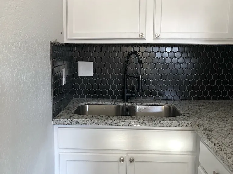 4001 Yellowstone Blvd — Photo 5