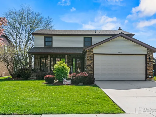 1223 N Itasca Rd, Addison, IL 60101