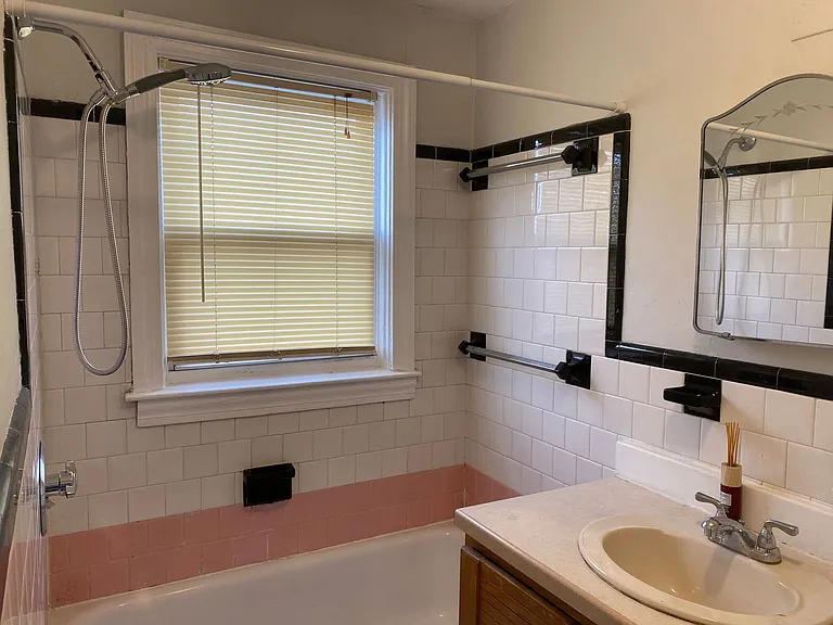 19 South St — Photo 5
