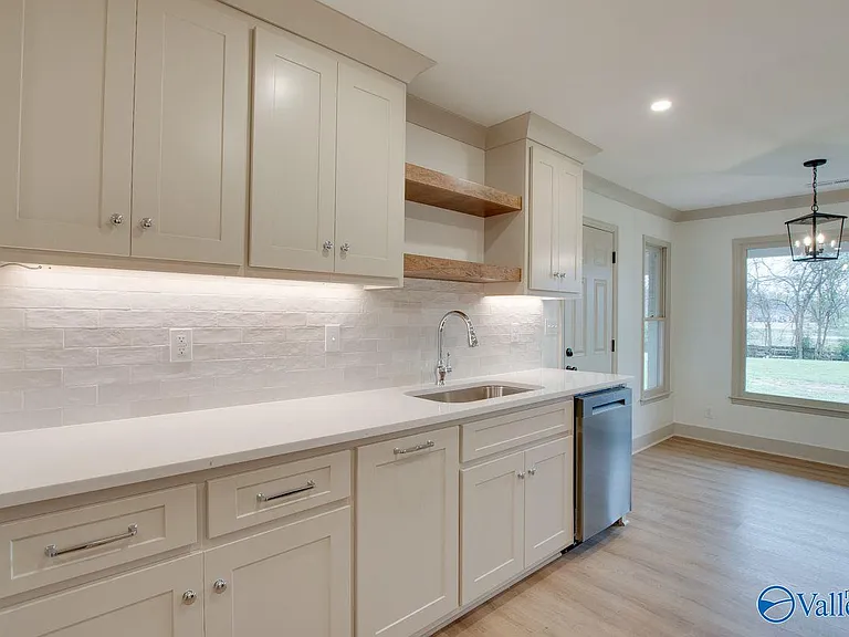 2042 Rosebury Ln SW — Photo 24