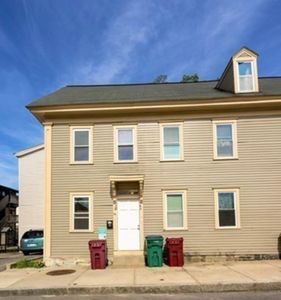 36 Cork St, Lowell, MA, 01854