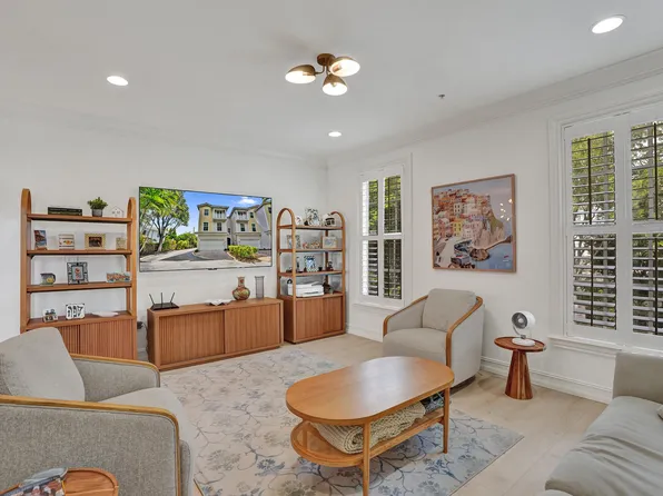 2730 Old Florida Trail #2730, Wilton Manors, FL 33334