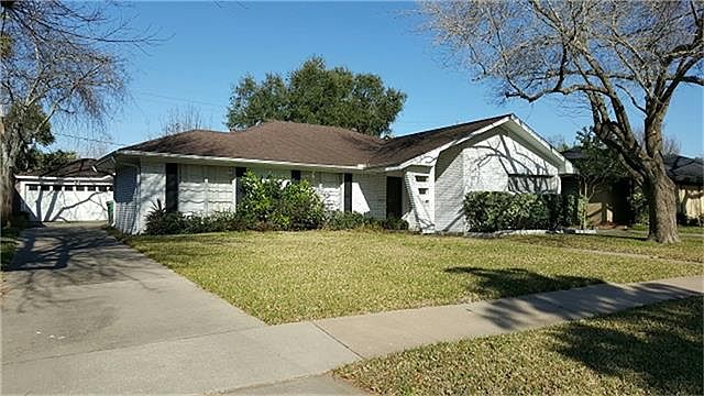 1st image of 4026 Martinshire Dr