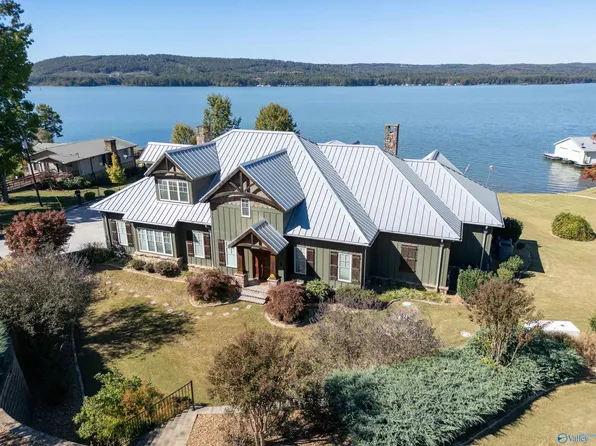 67 Polaris Rd, Guntersville, AL 35976