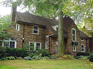 1st image of 10205 Edgewater Dr