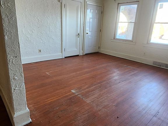 5th image of 12609 Santa Rosa Dr