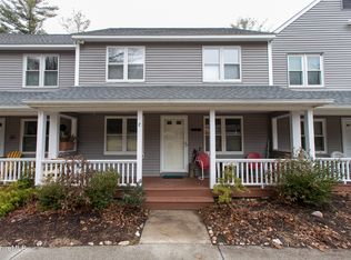 880 East St APT 6C, Lee, MA 01238