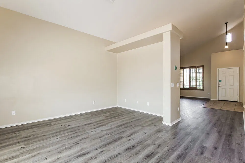 4 bed, 3.0 bath, 2167 sqft, $2,440 — Photo 4