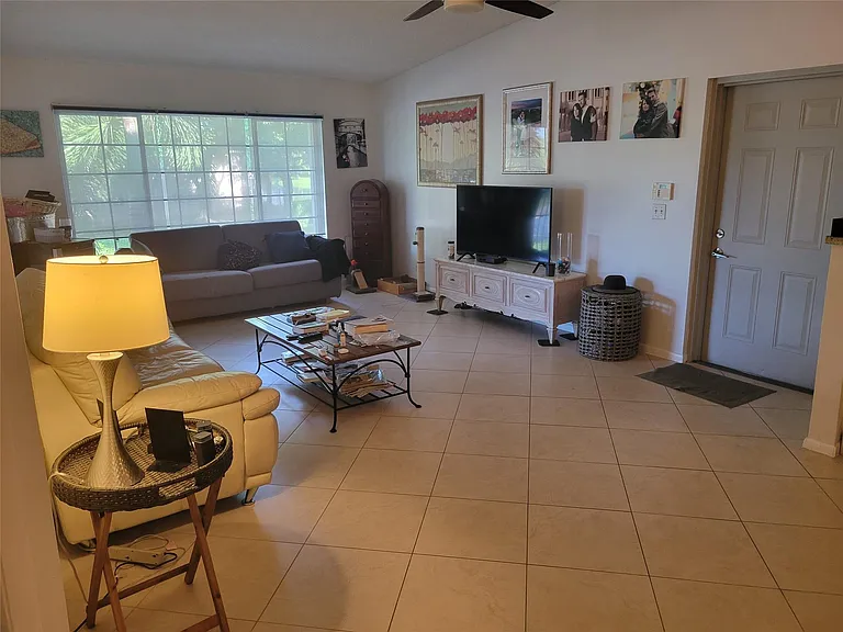 13851 Oneida Dr #D2 — Photo 11