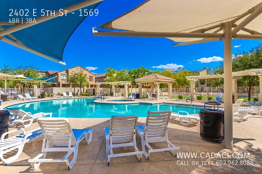 Available Now - Near ASU 4 bedroom 3 bath 2 car garage gated community — Photo 2