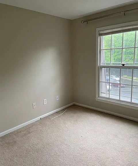 34 Padanaram Rd #317 — Photo 22