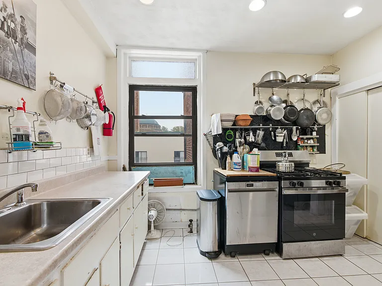 12 Parkman St #2 — Photo 8