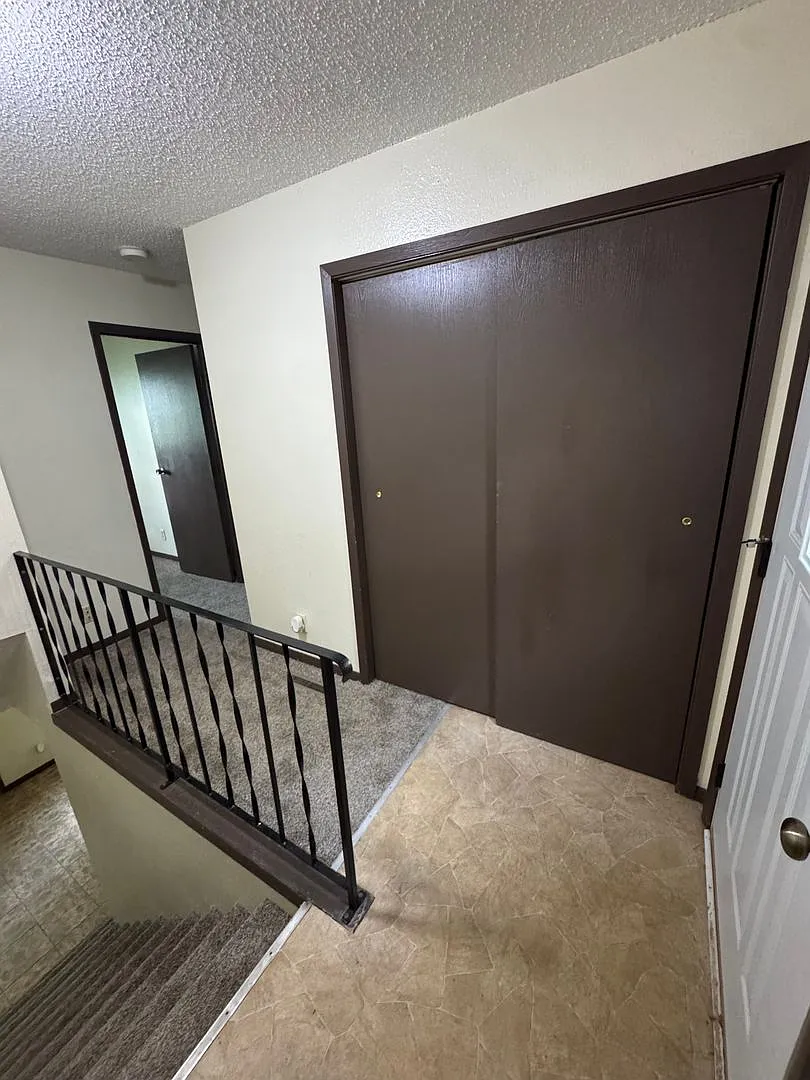 Townhome for rent — Photo 2