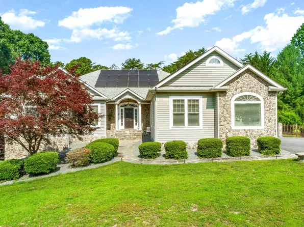 3420 Ponds Wood Ct, Huntingtown, MD 20639