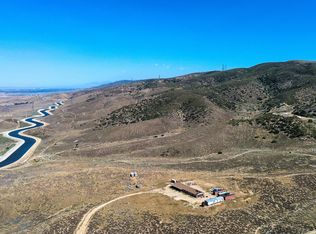 44132 Munz Ranch Rd, Lake Hughes, CA 93532