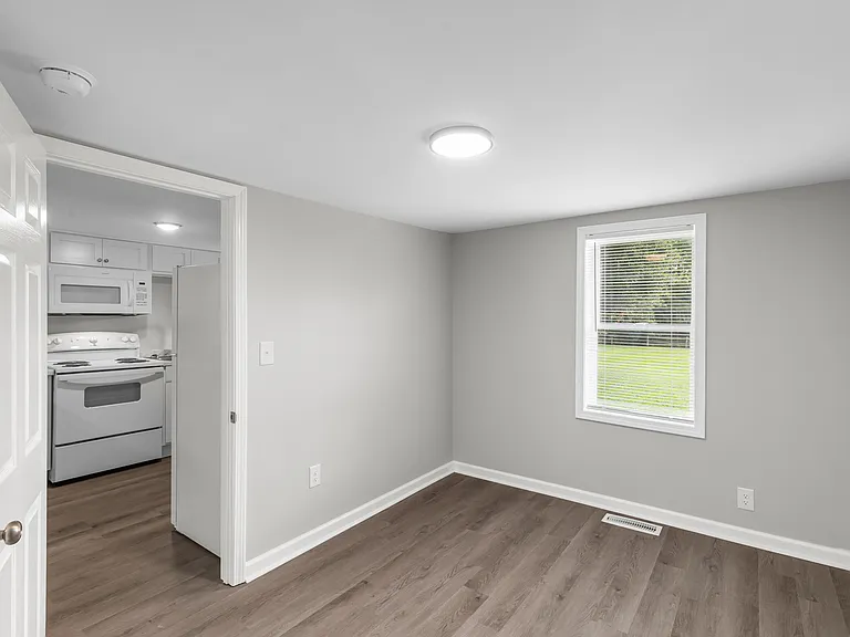 111 Five Mile Rd — Photo 14