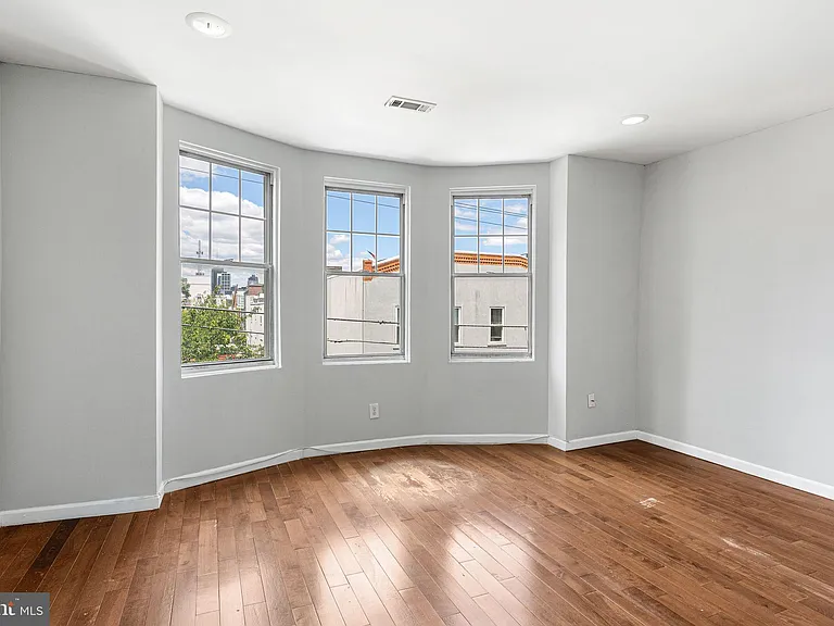 1240 Federal St — Photo 25