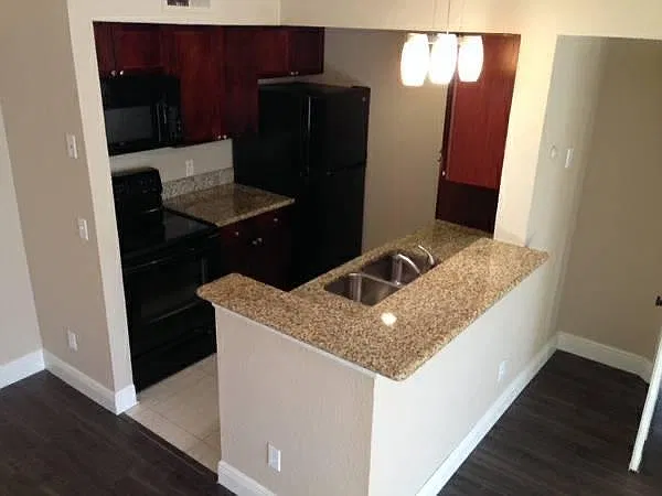 5164 Conroy Rd — Photo 3