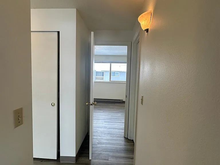 114 W Adams Ave #13 — Photo 11