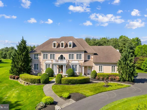 2209 Corson Ln, New Hope, PA 18938