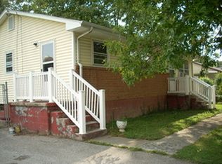 2010 Springfield Ave, Salem, VA 24153