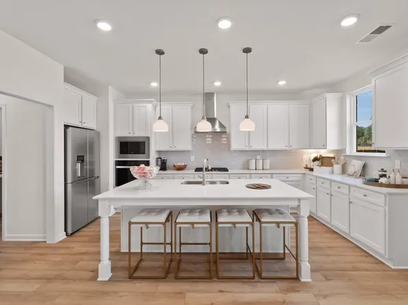 260 Sugar Pine Dr, Franklinton, NC 27525