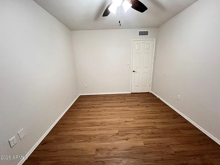 16640 N 29th Dr — Photo 34