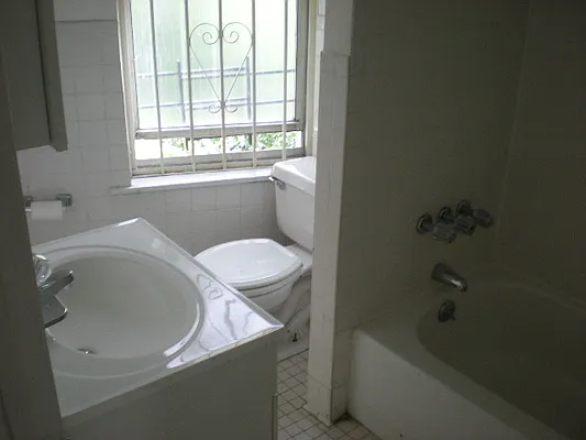 Rented by 5 Boro Realty Corp | media 21