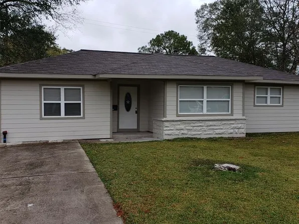 5914 Darnell St, Houston, TX 77074