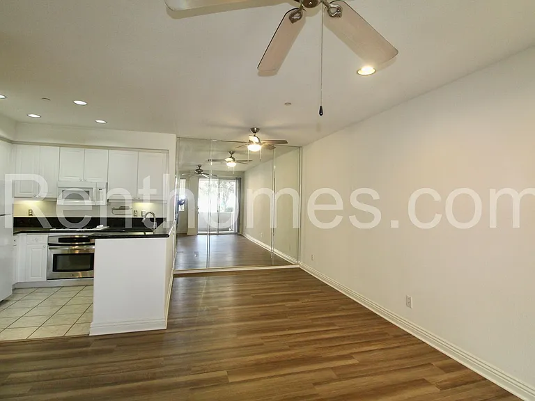 10722-134 Sabre Hill Dr — Photo 5
