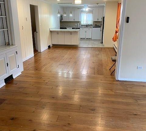 4th image of 32 Park Ave