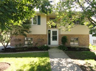 1218 Townsend St, Sycamore, IL 60178