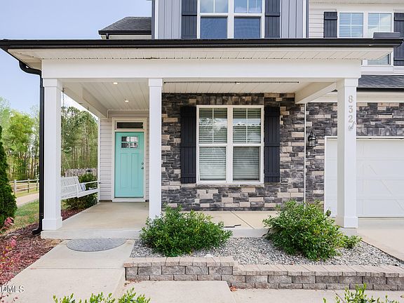 5th image of 832 Logan Meadow Ct
