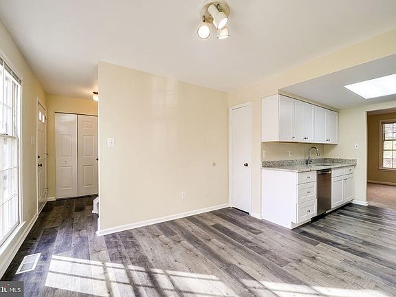 5th image of 7476 Adams Park Ct