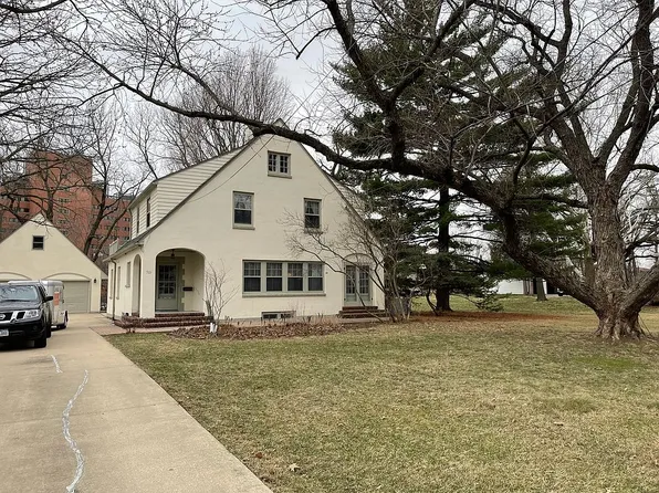 701 Bayard Park Dr, Evansville, IN 47713