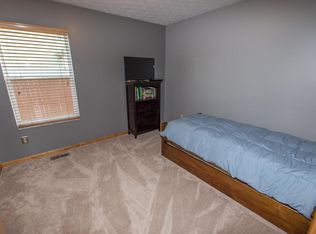 5972 Grant Run Estates Dr, Grove City, OH 43123