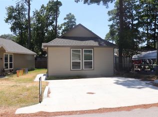 12093 Canal St, Willis, TX 77318