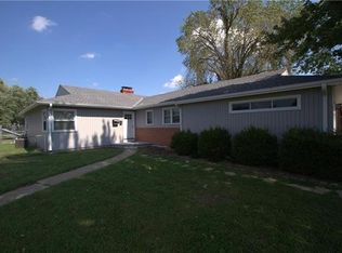 16000 E 23rd St S, Independence, MO 64055